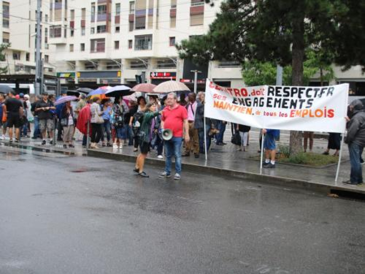 70 employés de Cenntro Motors ont manifesté ce mardi 70 employés de Cenntro Motors ont manifesté ce mardi