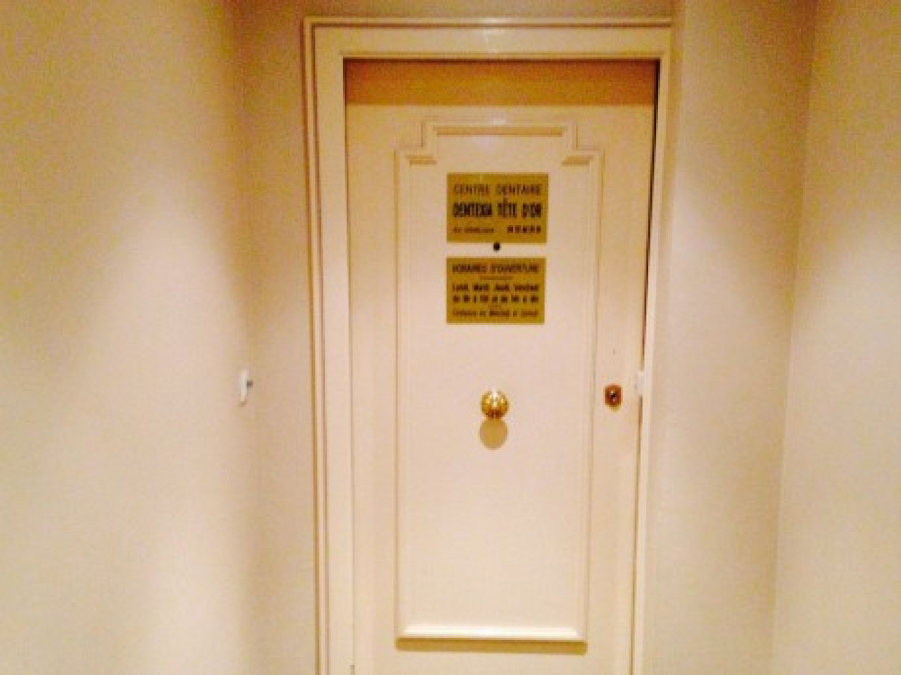 Après Lyon, le centre dentaire Dentexia de Chalon-sur-Saône fermé par l’ARS Après Lyon, le centre dentaire Dentexia de Chalon-sur-Saône fermé par l’ARS