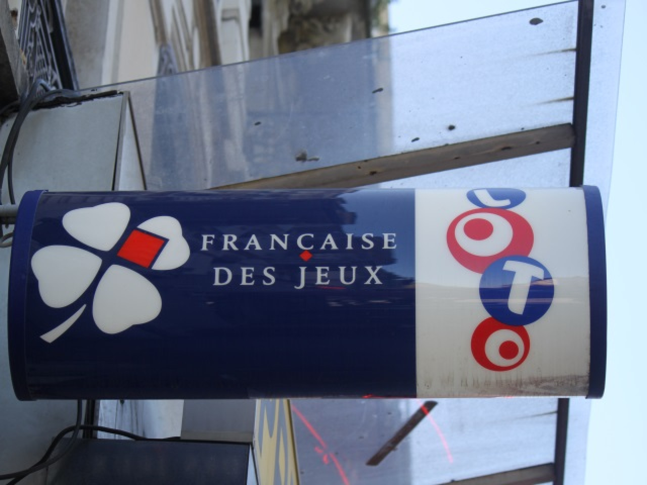 Rhône : un habitant de Belleville gagne 700 000 euros à l'Euro millions Rhône : un habitant de Belleville gagne 700 000 euros à l'Euro millions