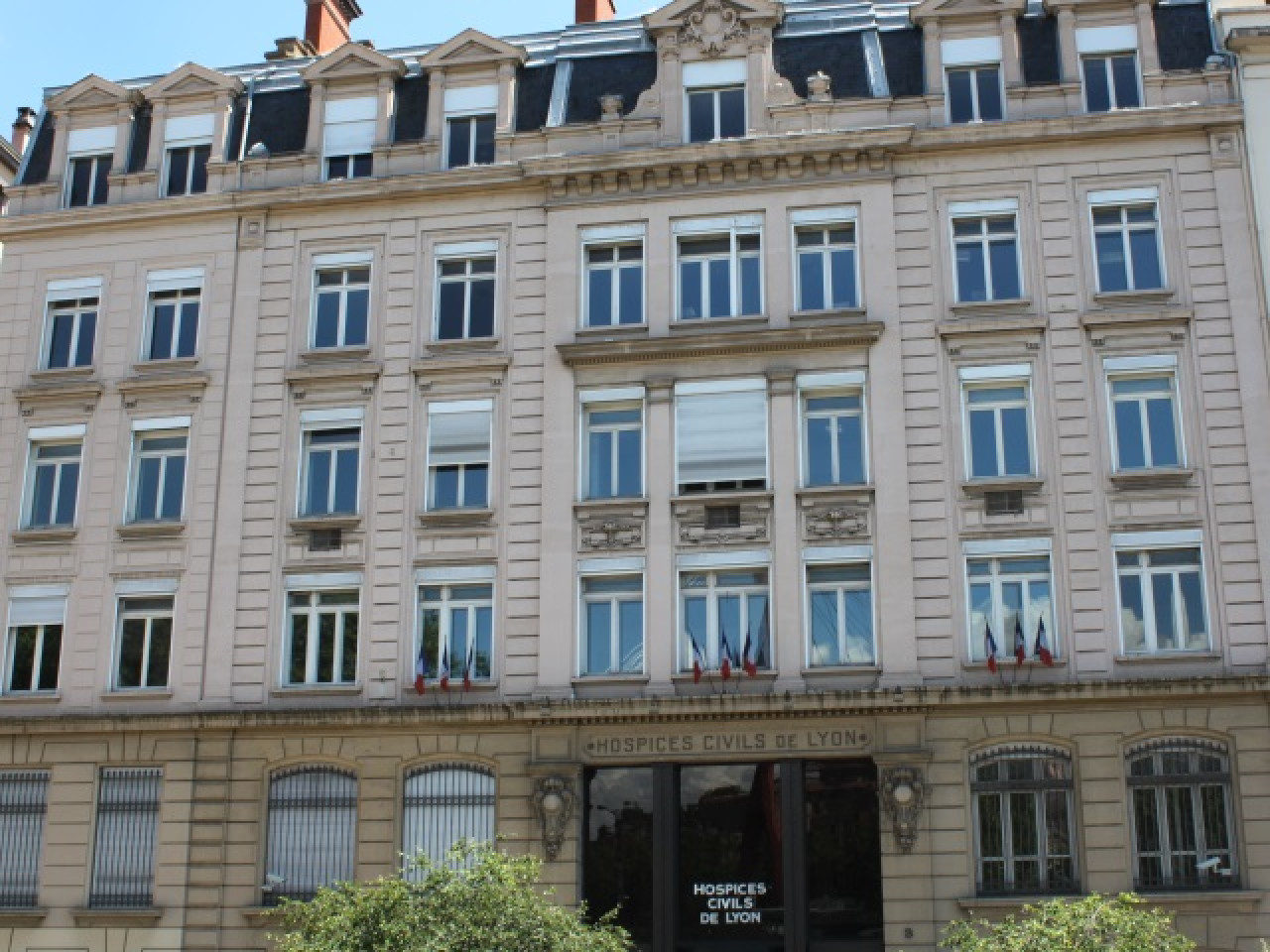 D&eacute;ficit stabilis&eacute; pour les HCL en 2015