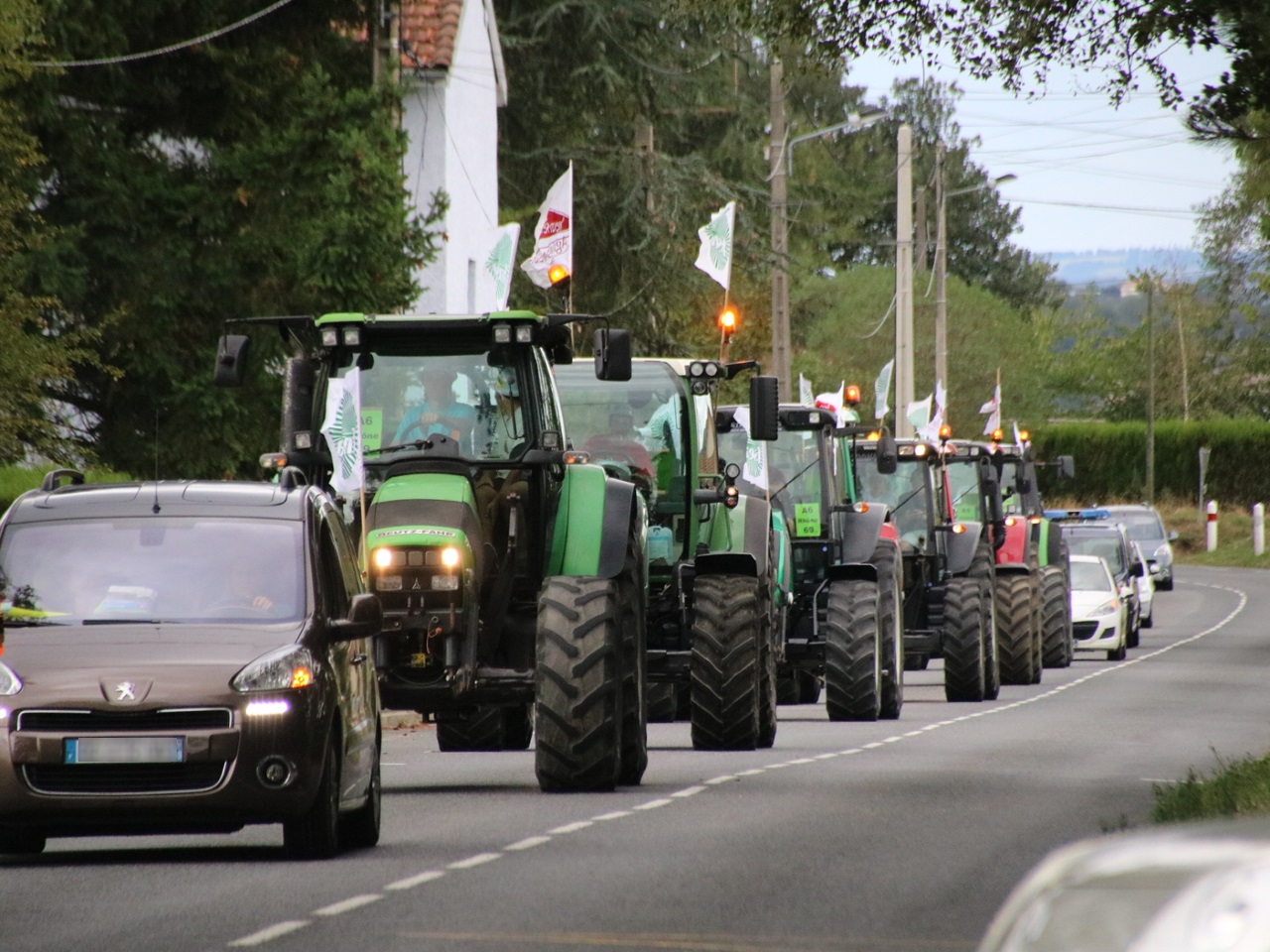 Manif des agriculteurs &agrave; Paris : six tracteurs partis ce mardi du Rh&ocirc;ne
