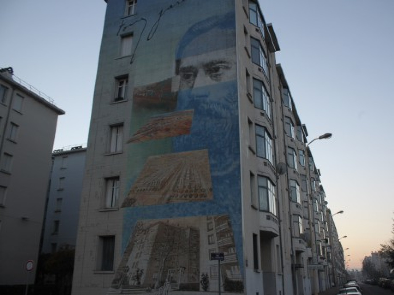 Quintuple homicide familial à Lyon : le suspect a-t-il également tué son frère ? Quintuple homicide familial à Lyon : le suspect a-t-il également tué son frère ?