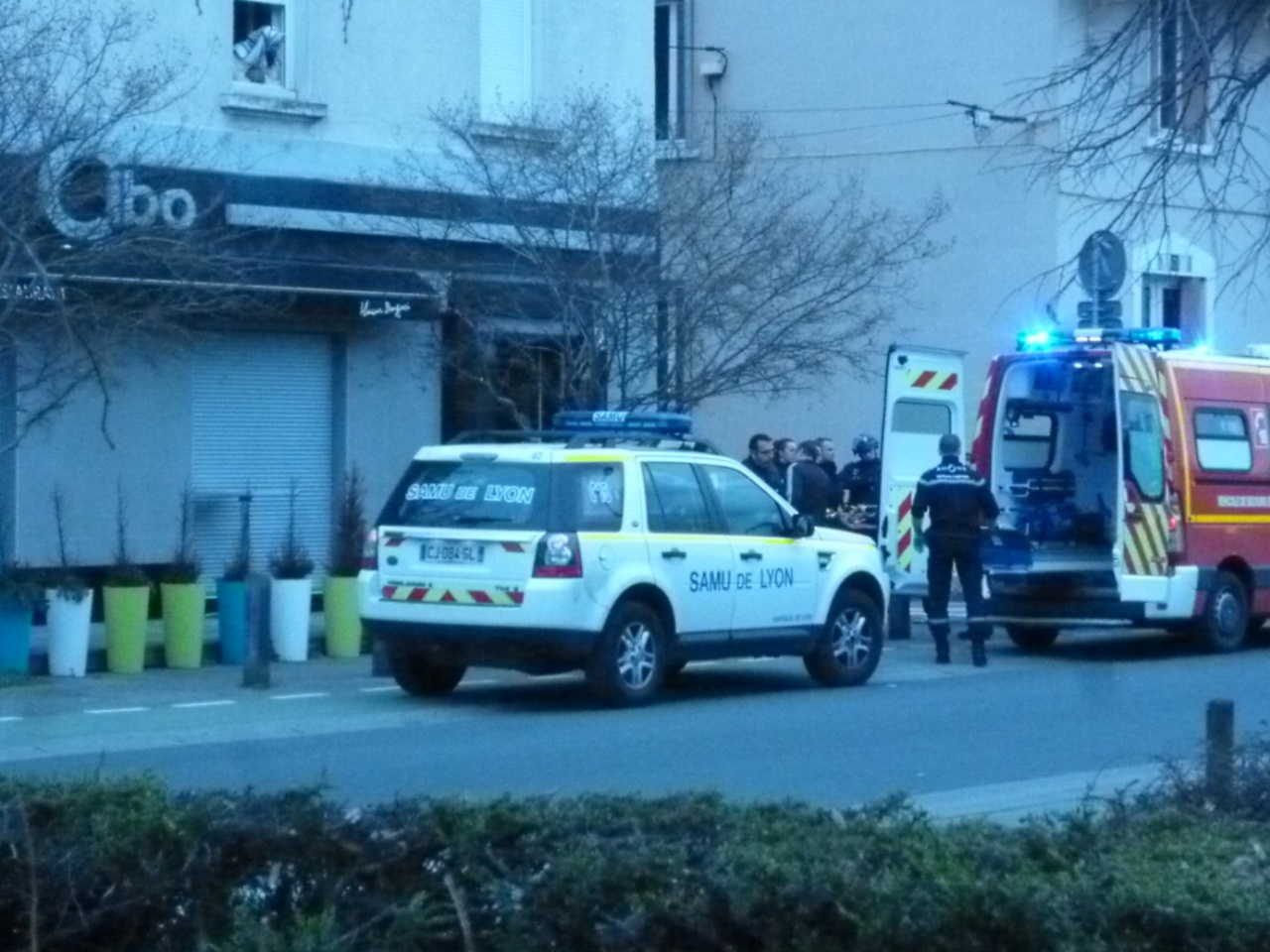 Fusillade à Vénissieux : les proches des protagonistes entendus par les enquêteurs Fusillade à Vénissieux : les proches des protagonistes entendus par les enquêteurs