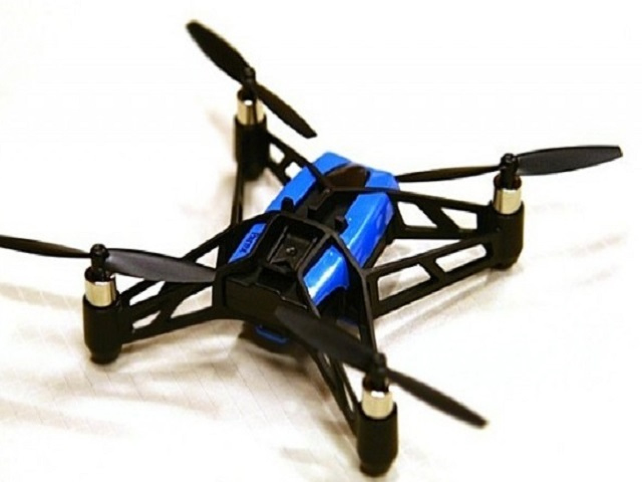 Parrot et ses objets connectés s’installe sur un stand éphémère à la Part-Dieu Parrot et ses objets connectés s’installe sur un stand éphémère à la Part-Dieu