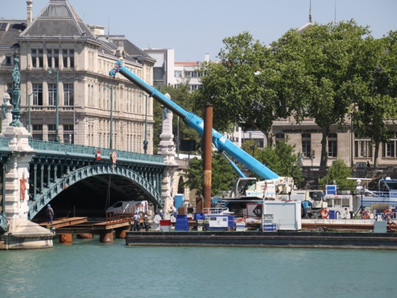 Les travaux de solidification du pont de l'Université vont débuter ce lundi Les travaux de solidification du pont de l'Université vont débuter ce lundi