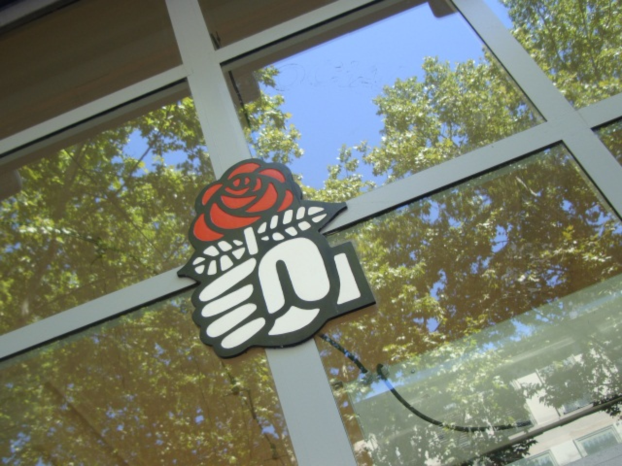 Réunion de la Manif pour tous : le PS accuse Wauquiez de "braconner sur les terres du FN" Réunion de la Manif pour tous : le PS accuse Wauquiez de "braconner sur les terres du FN"