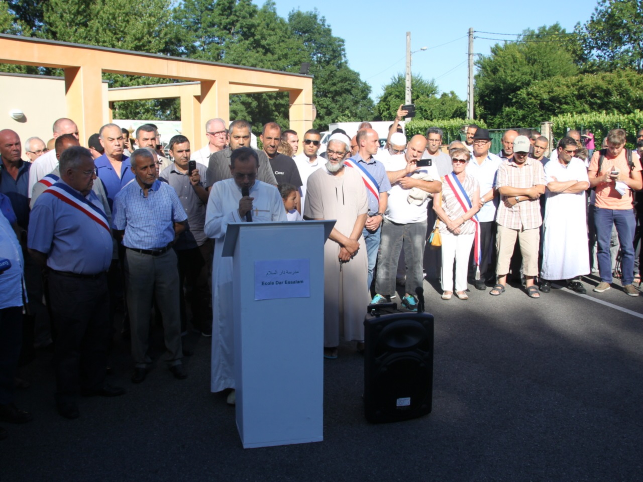 Villefontaine : une centaine de personnes au rassemblement des autorités musulmanes Villefontaine : une centaine de personnes au rassemblement des autorités musulmanes