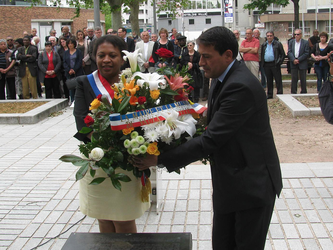 Une deuxième victime accuse l'adjoint au maire de Vaulx-en-Velin de viol Une deuxième victime accuse l'adjoint au maire de Vaulx-en-Velin de viol