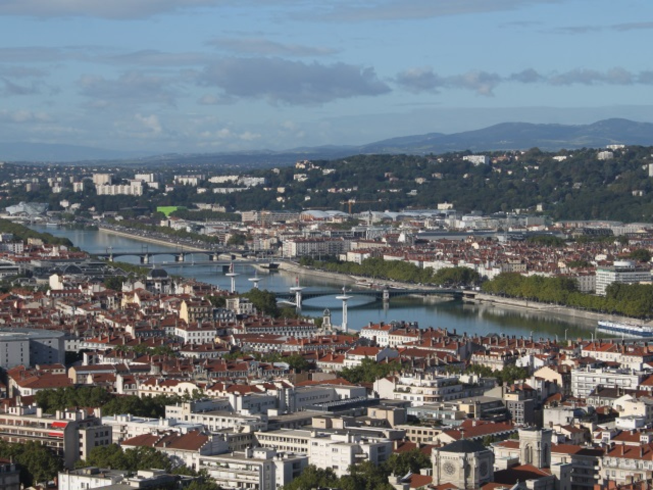Lyon dans le top 10 des destinations week-end européennes ! Lyon dans le top 10 des destinations week-end européennes !