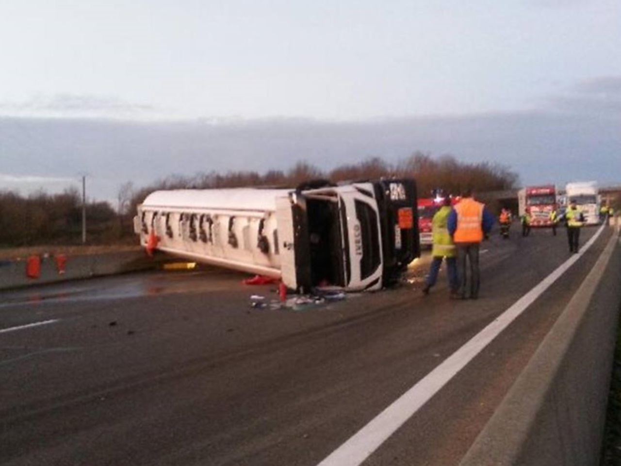 L&rsquo;A42 toujours coup&eacute;e &agrave; la circulation en direction de Gen&egrave;ve