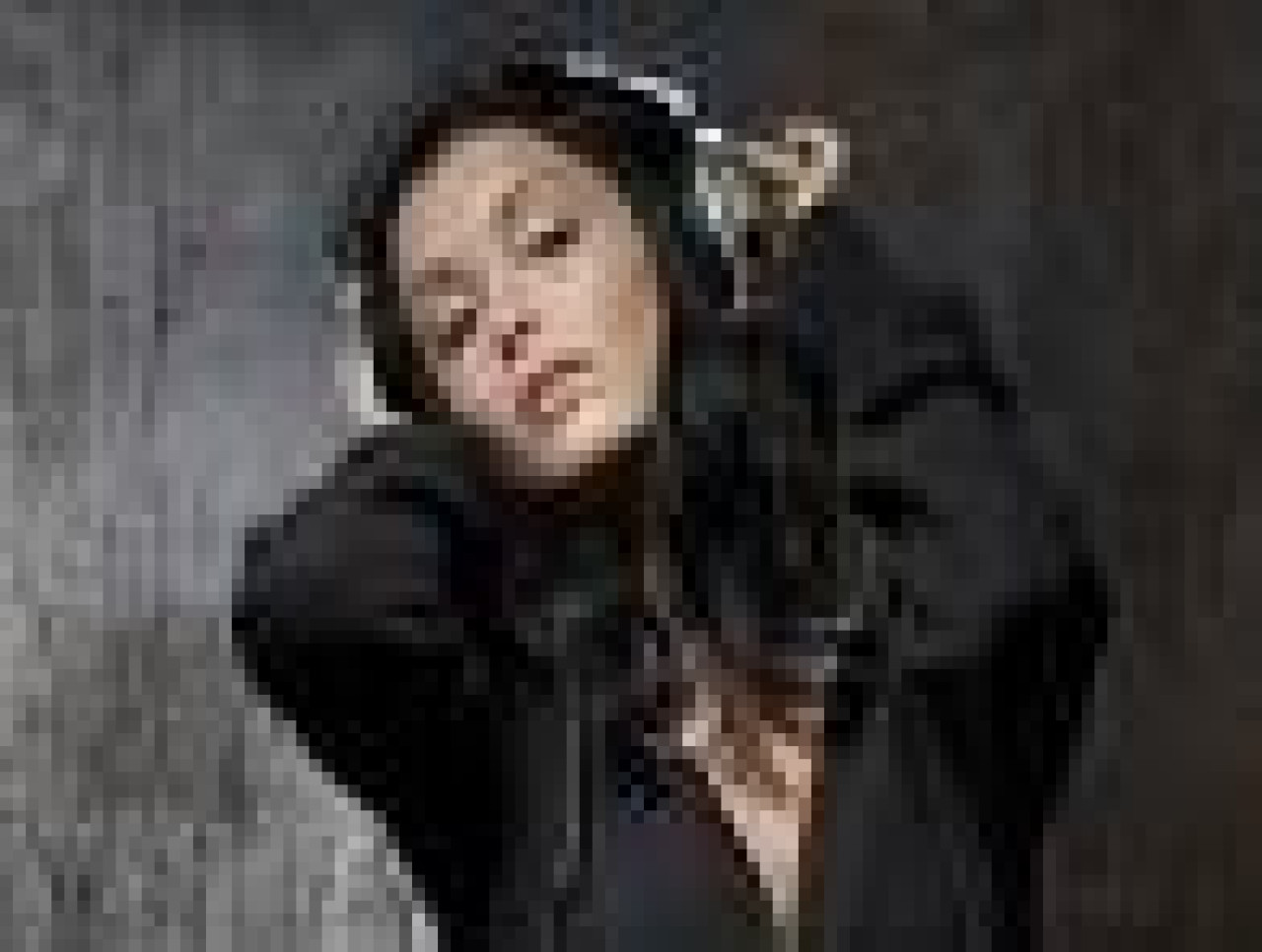 La chanteuse Jenifer au th&eacute;&acirc;tre &agrave; Paris