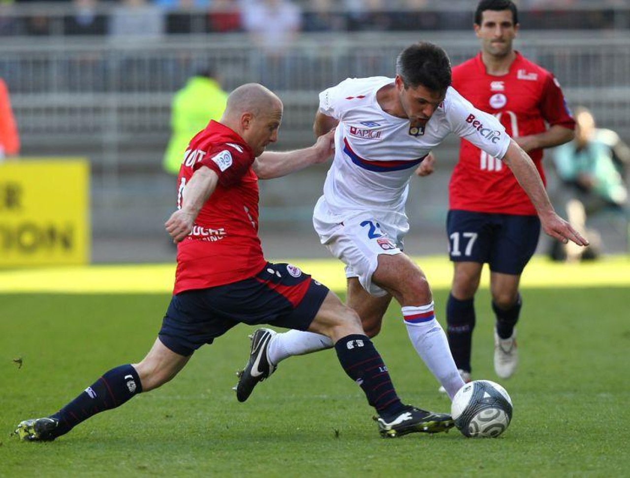 L'OL marque le pas en championnat