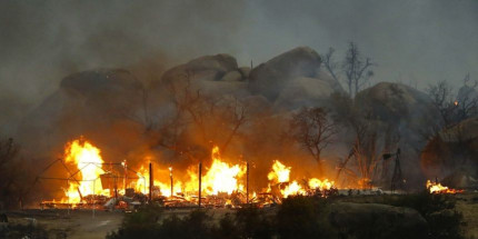Etats-Unis : les violents incendies en Californie ont coûté la vie à deux nouvelles victimes, portant le bilan à cinq décès en quelques jours Etats-Unis : les violents incendies en Californie ont coûté la vie à deux nouvelles victimes, portant le bilan à cinq décès en quelques jours