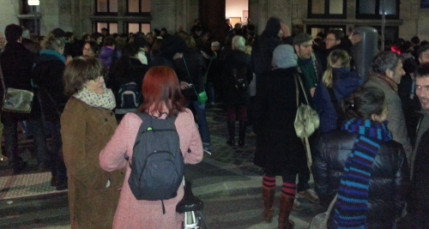 Gazés mardi soir, les manifestants pour le relogement des familles se rassemblent à nouveau mercredi Gazés mardi soir, les manifestants pour le relogement des familles se rassemblent à nouveau mercredi