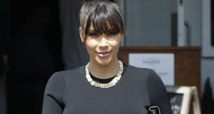 Kim Kardashian menacée par des paparazzis ! Kim Kardashian menacée par des paparazzis !