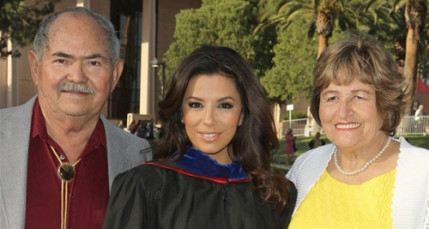 Eva Longoria diplômée d’un Master ! Eva Longoria diplômée d’un Master !