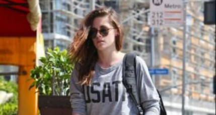 Kristen Stewart se fait discrète après sa rupture avec Robert Pattinson ! Kristen Stewart se fait discrète après sa rupture avec Robert Pattinson !