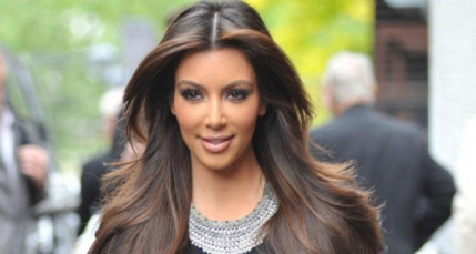 Kim Kardashian aurait des "fausses fesses"! Kim Kardashian aurait des "fausses fesses"!