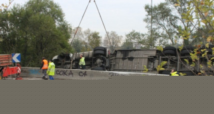 Accident spectaculaire jeudi sur l’A42 à la Boisse dans l’Ain Accident spectaculaire jeudi sur l’A42 à la Boisse dans l’Ain