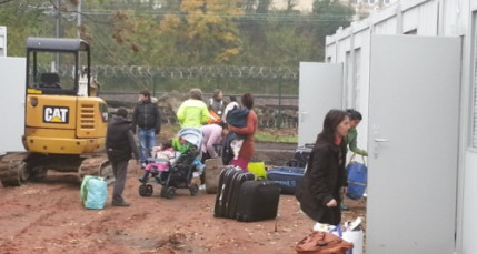 Pont Kitchener : une trentaine de personnes sans solution de relogement Pont Kitchener : une trentaine de personnes sans solution de relogement