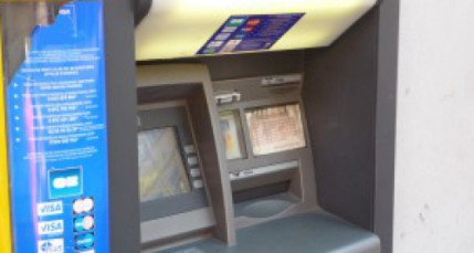 Bron : elles ouvrent des comptes bancaires sous l'identité de leur demi-sœur Bron : elles ouvrent des comptes bancaires sous l'identité de leur demi-sœur