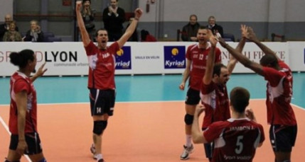 L’ASUL Lyon Volley remporte son match face à St-Nazaire (3-1) L’ASUL Lyon Volley remporte son match face à St-Nazaire (3-1)