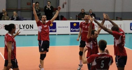 L’ASUL Lyon Volley entame les play-offs samedi soir face à Plessis-Robinson L’ASUL Lyon Volley entame les play-offs samedi soir face à Plessis-Robinson