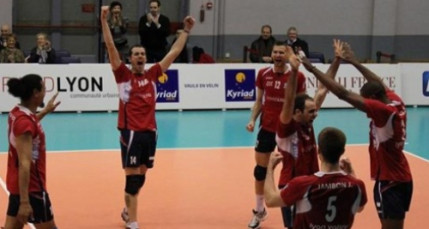 L’ASUL Lyon Volley conserve sa place de leader face à Cambrai L’ASUL Lyon Volley conserve sa place de leader face à Cambrai