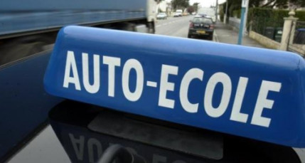 Givors : candidat au permis de conduire, il menace son examinateur avec un marteau