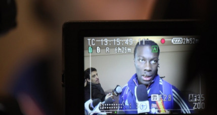 "Va su..r ce gros de Pierre M&eacute;n&egrave;s" : l'insulte qui n'est pas pass&eacute;e pour Baf&eacute; Gomis