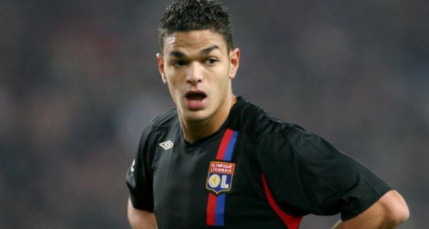 Euro 2012 : trois anciens joueurs de l'OL dans la pré-liste de Laurent Blanc Euro 2012 : trois anciens joueurs de l'OL dans la pré-liste de Laurent Blanc