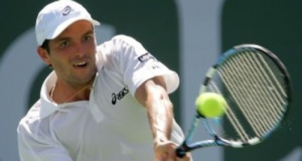 Tennis : Julien Benneteau qualifié pour le 2e tour du Tournoi de Monte-Carlo Tennis : Julien Benneteau qualifié pour le 2e tour du Tournoi de Monte-Carlo