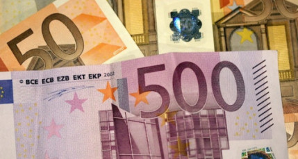 Il prétexte la dégradation de son rétroviseur et se fait remettre de l’argent d’un homme de 90 ans Il prétexte la dégradation de son rétroviseur et se fait remettre de l’argent d’un homme de 90 ans