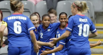 Euro féminin de football : la France débute par une victoire face à la Russie (3-1) Euro féminin de football : la France débute par une victoire face à la Russie (3-1)