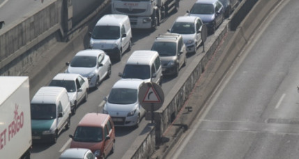 Rhône-Alpes : un dimanche rouge vif sur les routes pour les retours du week-end prolongé Rhône-Alpes : un dimanche rouge vif sur les routes pour les retours du week-end prolongé