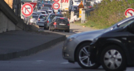 Premiers d&eacute;parts en vacances &agrave; Lyon, Bison fut&eacute; voit orange