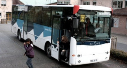 Transports scolaires : le Département du Rhône répond aux usagers mécontents Transports scolaires : le Département du Rhône répond aux usagers mécontents