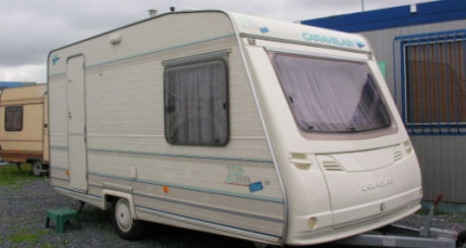 Une centaine de gens du voyage à Rillieux-la-Pape Une centaine de gens du voyage à Rillieux-la-Pape