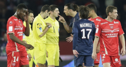 L’arbitre lyonnais Alexandre Castro, bousculé par Léonardo, porte plainte pour menaces de mort L’arbitre lyonnais Alexandre Castro, bousculé par Léonardo, porte plainte pour menaces de mort