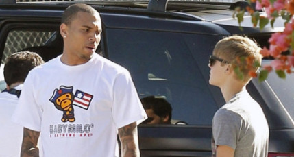 Justin Bieber et Chris Brown, en tête des chanteurs les plus détestés par les Américains ! Justin Bieber et Chris Brown, en tête des chanteurs les plus détestés par les Américains !