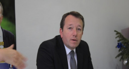 Christophe Boudot &agrave; G&eacute;rard Collomb : "Votre devoir de maire est de rouvrir d&egrave;s demain les cantines &agrave; nos enfants"