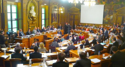 Conseil Municipal : G&eacute;rard Collomb va pr&eacute;senter lundi apr&egrave;s-midi le budget 2013 de la Ville de Lyon