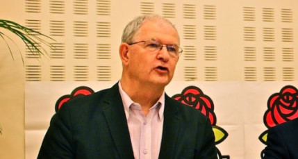 Municipales dans le Rhône : plusieurs élus dont Jacky Darne démissionnent du PS Municipales dans le Rhône : plusieurs élus dont Jacky Darne démissionnent du PS