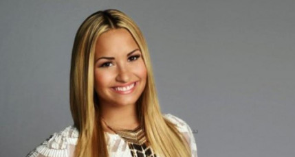 Demi Lovato : «On va m'enlever les amygdales cet été » Demi Lovato : «On va m'enlever les amygdales cet été »