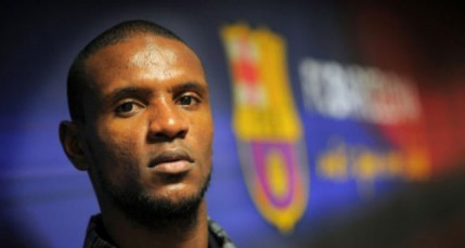 Eric Abidal retrouve le ballon Eric Abidal retrouve le ballon