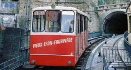Le funiculaire de Fourvière arrêté pendant quinze jours Le funiculaire de Fourvière arrêté pendant quinze jours