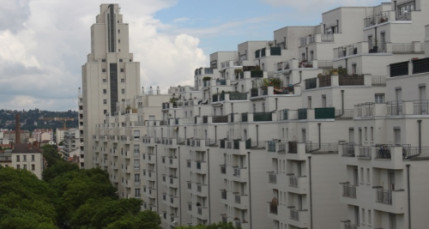La passerelle des Gratte-Ciel en cours d’installation La passerelle des Gratte-Ciel en cours d’installation