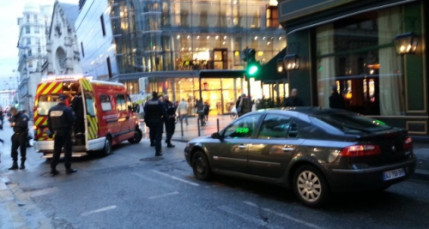 Rue de Grenette : il perd connaissance au volant de sa voiture Rue de Grenette : il perd connaissance au volant de sa voiture