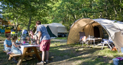 Une PME lyonnaise spécialisée dans le camping veut conquérir la Chine Une PME lyonnaise spécialisée dans le camping veut conquérir la Chine