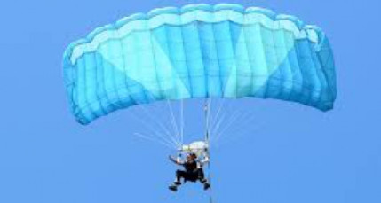 Les meilleurs femmes parachutistes &agrave; Lyon-Corbas ce weekend